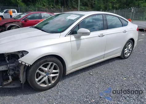 2013 Ford Fusion Se z USA, uszkodzony, nr VIN 3FA6P0HR0DR106937